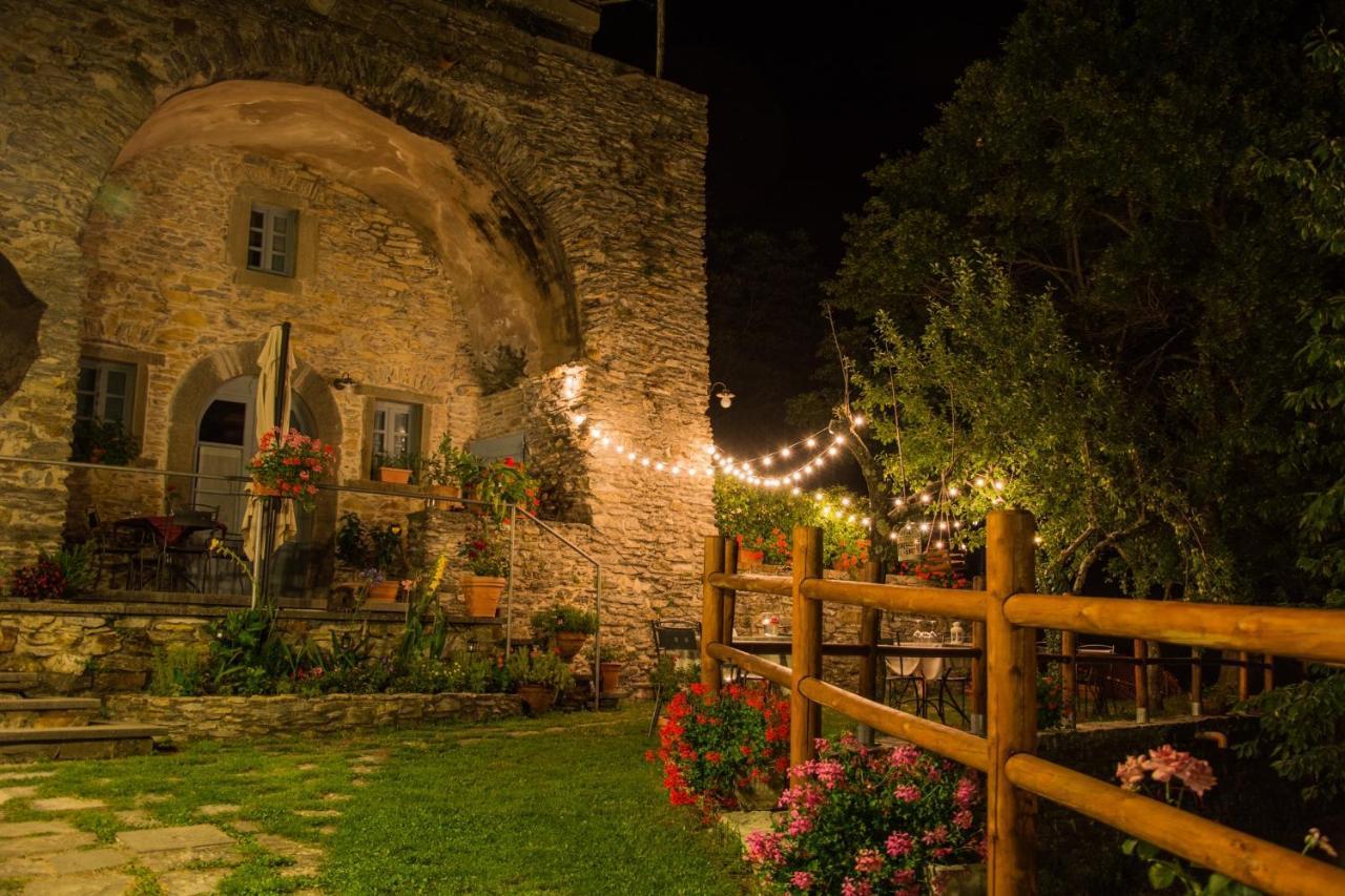 Agriturismo Casa Turchetti Comano  Exterior photo