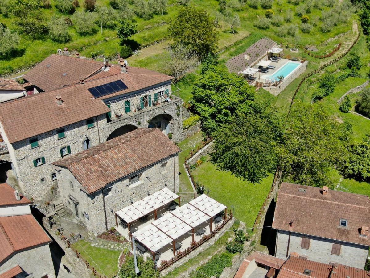 Agriturismo Casa Turchetti Comano  Exterior photo