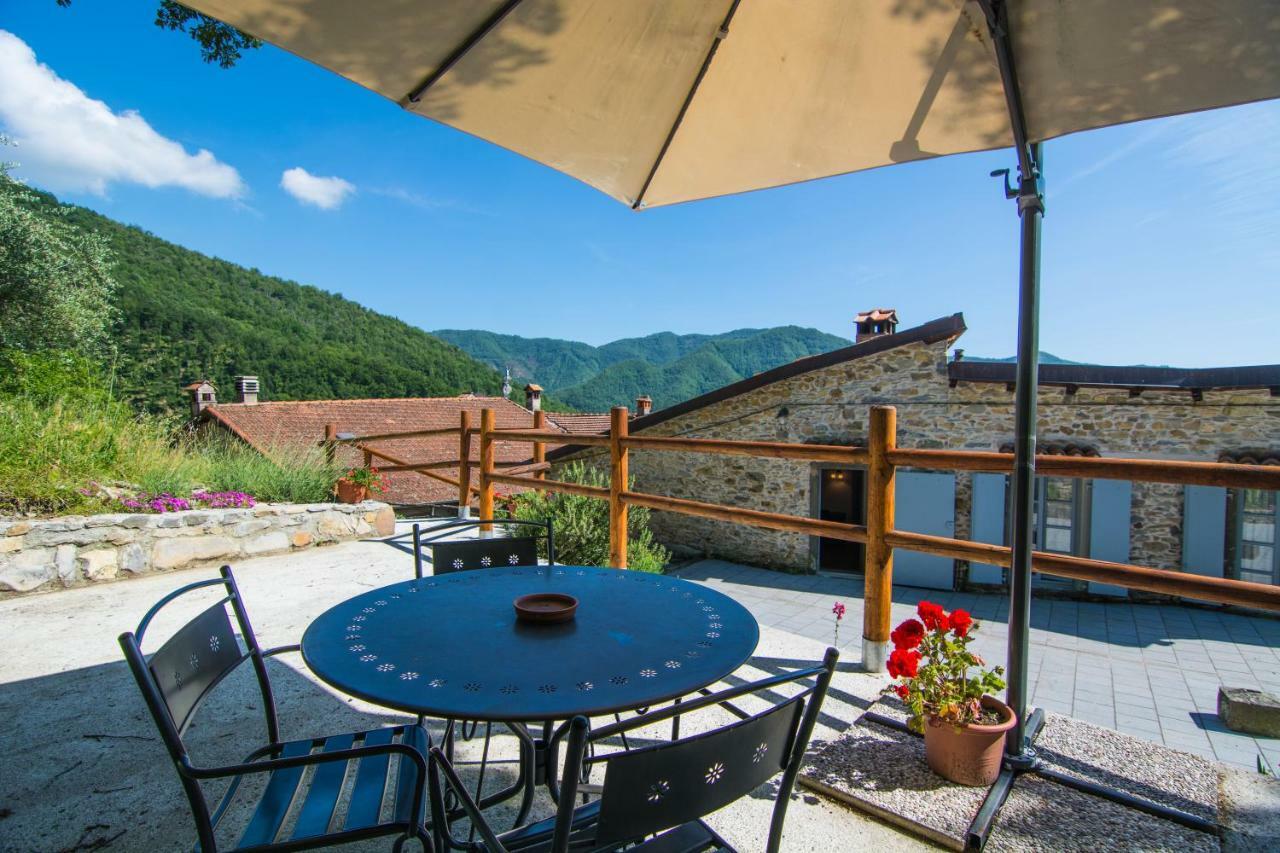Agriturismo Casa Turchetti Comano  Exterior photo